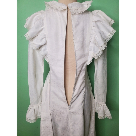 Vintage Boho Wedding Gown White Brocade Lace Long Sleeve Sash Dress - Picture 11 of 11
